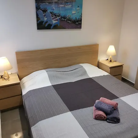 Martins 3 Bedroom Flat Λάρνακα